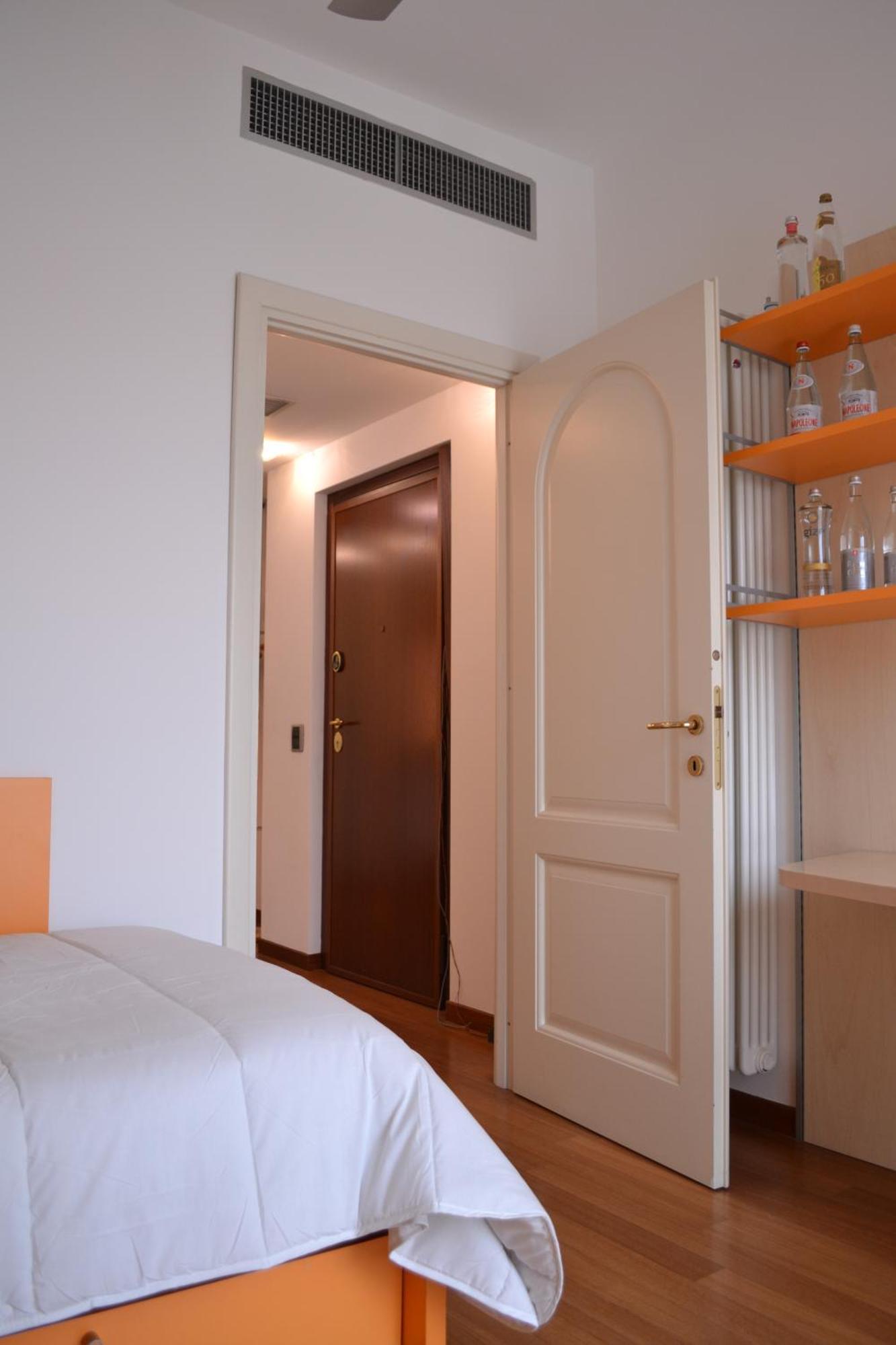 Mocenigo4 Lägenhet Milano Exteriör bild